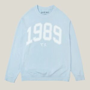 1989 Taylor Swift Light Blue Crewneck Sweatshirt Size XL